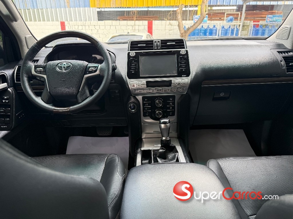 2018 Toyota Land Cruiser Prado VXL — foto 12 / 12