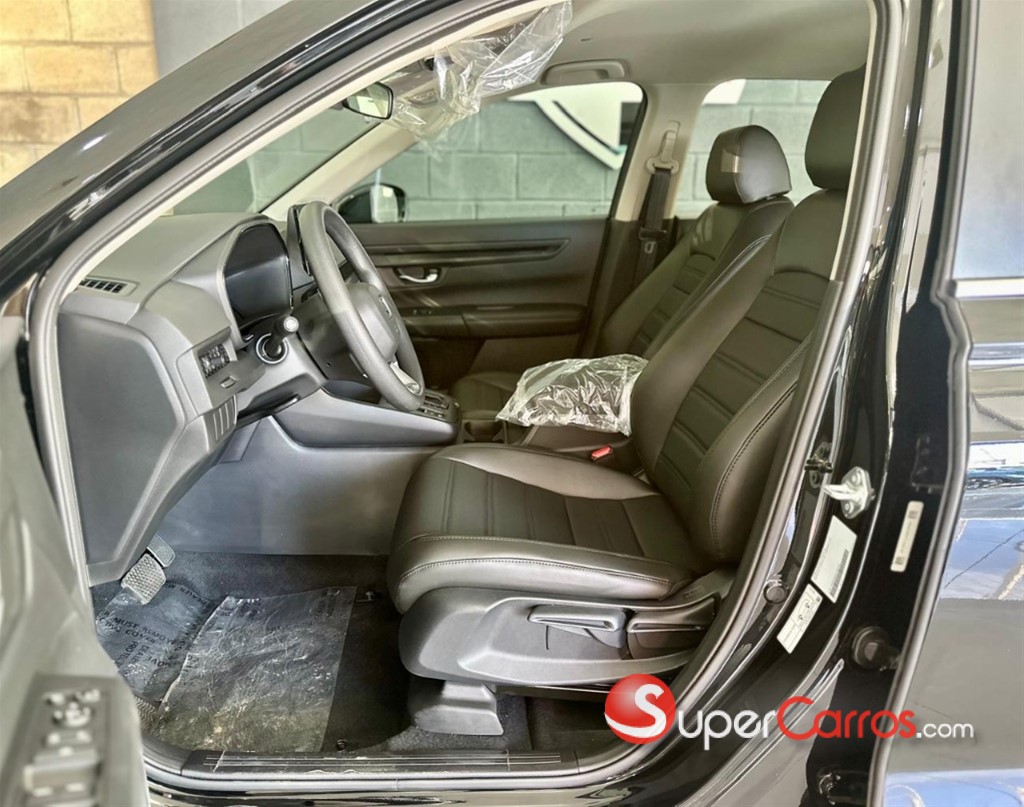 2026 Honda CR-V LX — foto 6 / 12