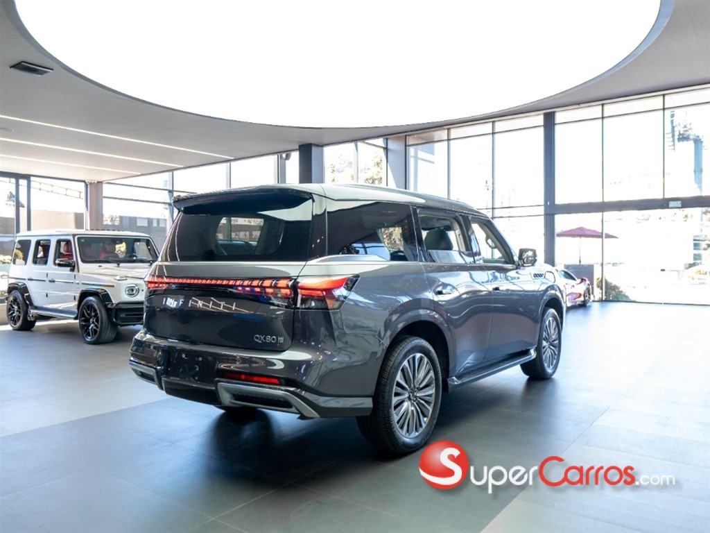 2026 Infiniti QX-80 — foto 6 / 12