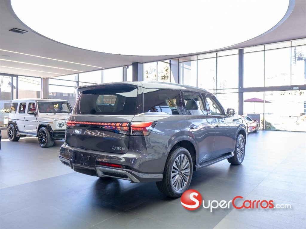 2026 Infiniti QX-80 — foto 7 / 12