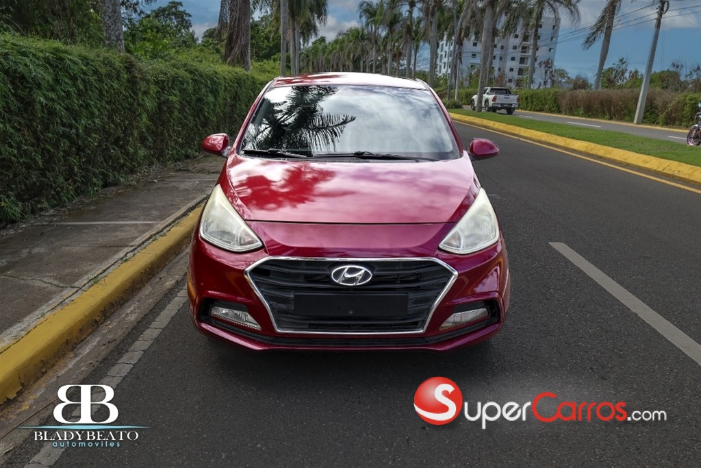 2019 Hyundai i 10 — foto 2 / 11