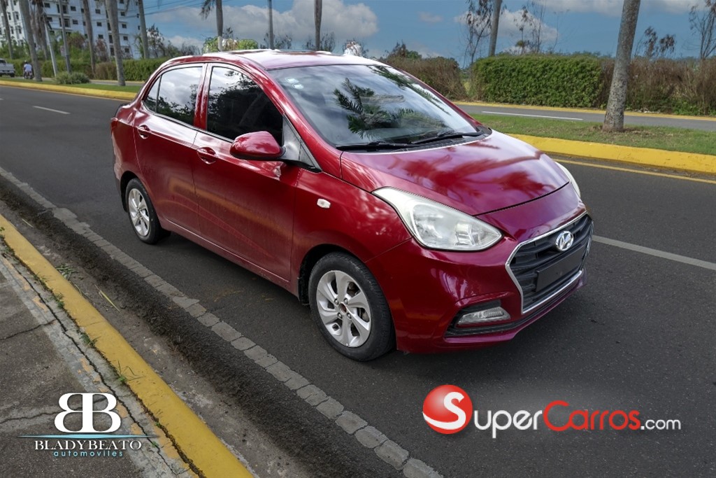 2019 Hyundai i 10 — foto 3 / 11