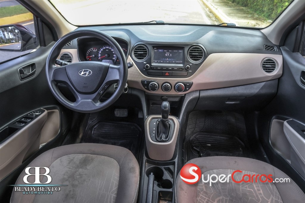 2019 Hyundai i 10 — foto 7 / 11