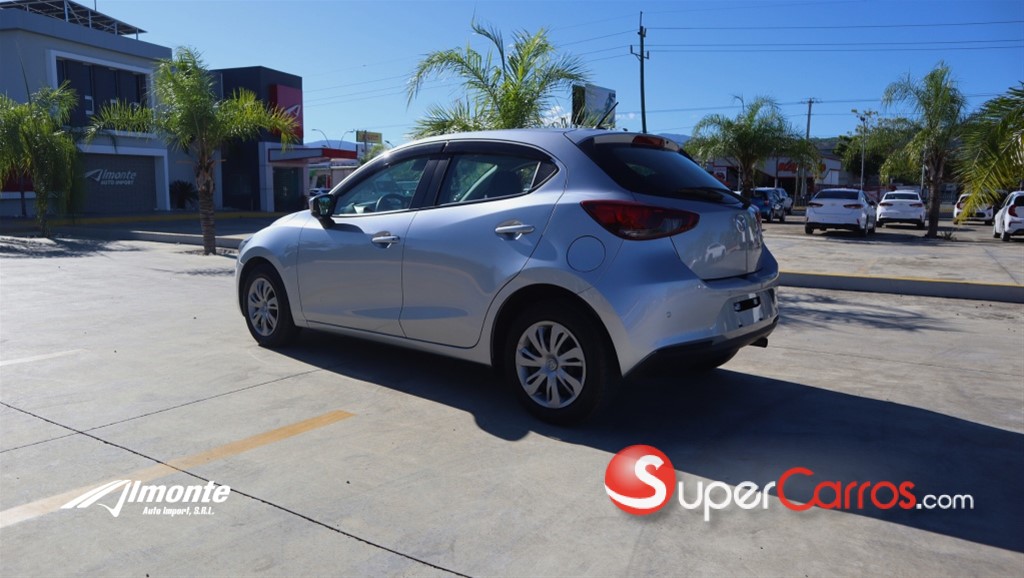 2020 Mazda Demio — foto 3 / 11