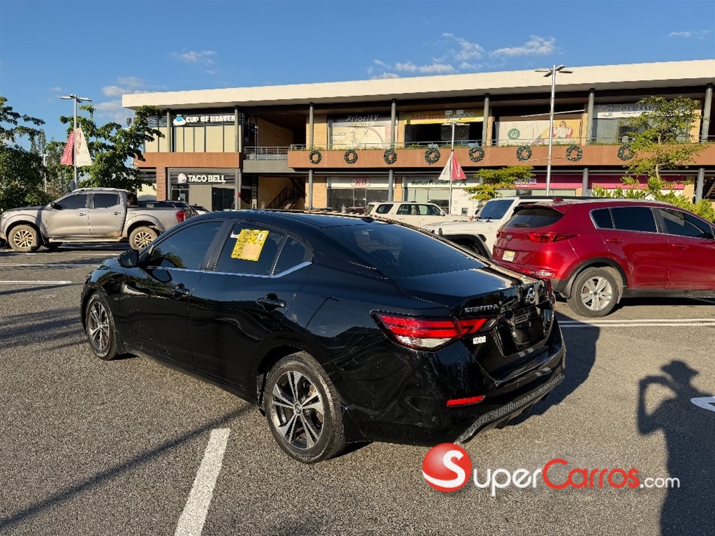 2020 Nissan Sentra SV — foto 7 / 12