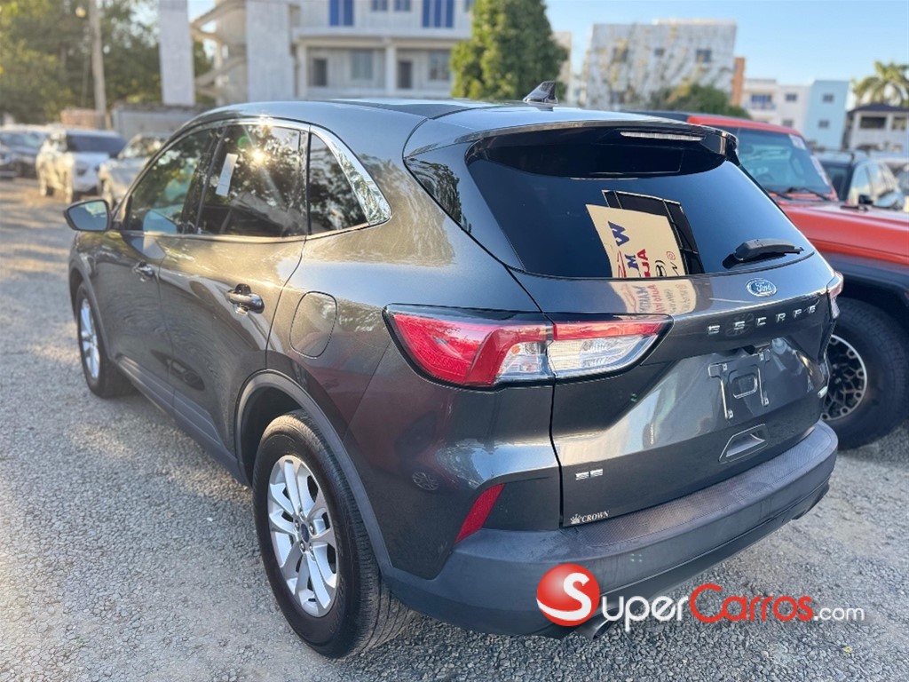 2020 Ford Escape SE — foto 6 / 11
