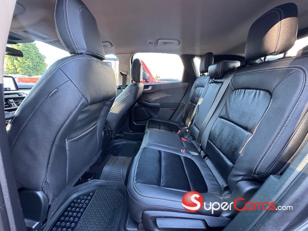 2020 Ford Escape SE — foto 9 / 11