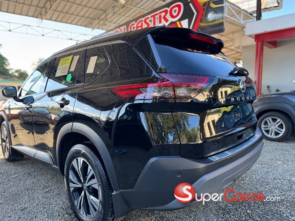 2021 Nissan Rogue SV FULL — foto 4 / 12