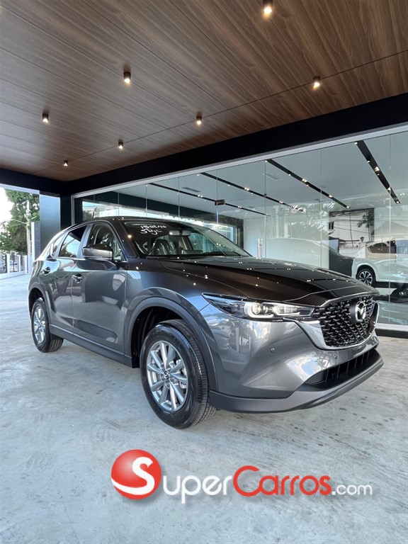 2026 Mazda CX-5 CE — foto 8 / 12