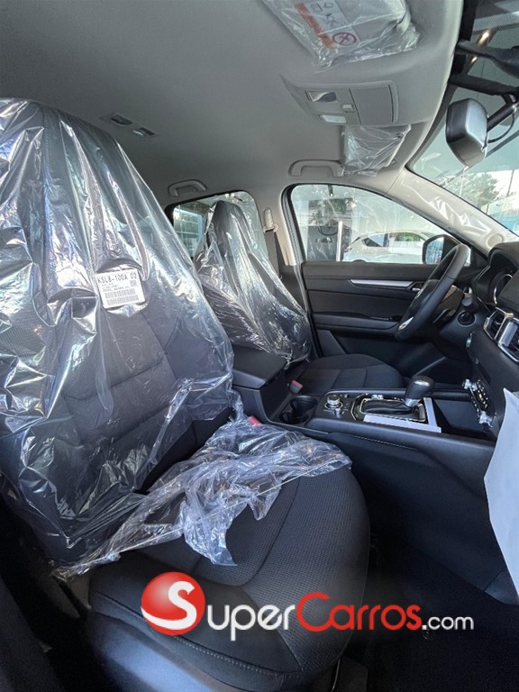 2026 Mazda CX-5 CE — foto 9 / 12