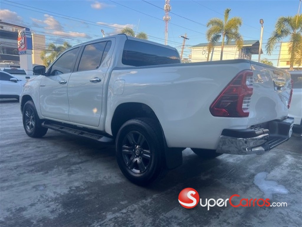 2022 Toyota Hilux SRV — foto 4 / 9