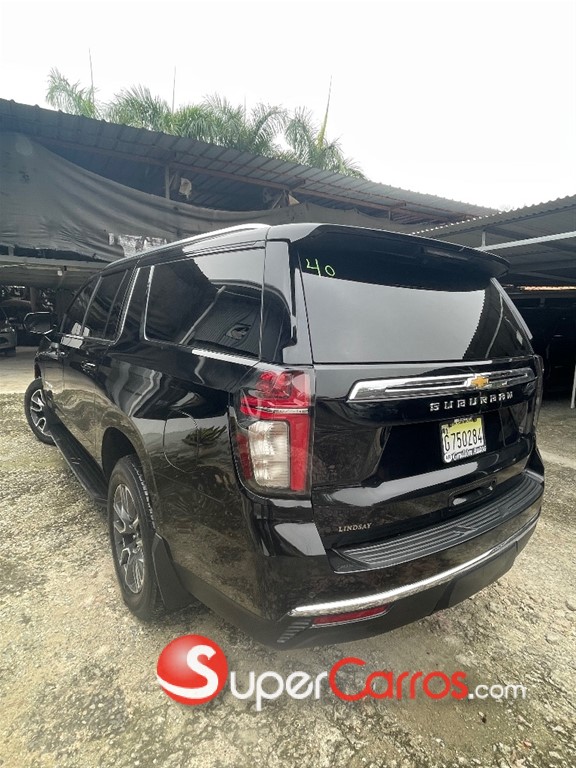 2021 Chevrolet Suburban LT — foto 3 / 10