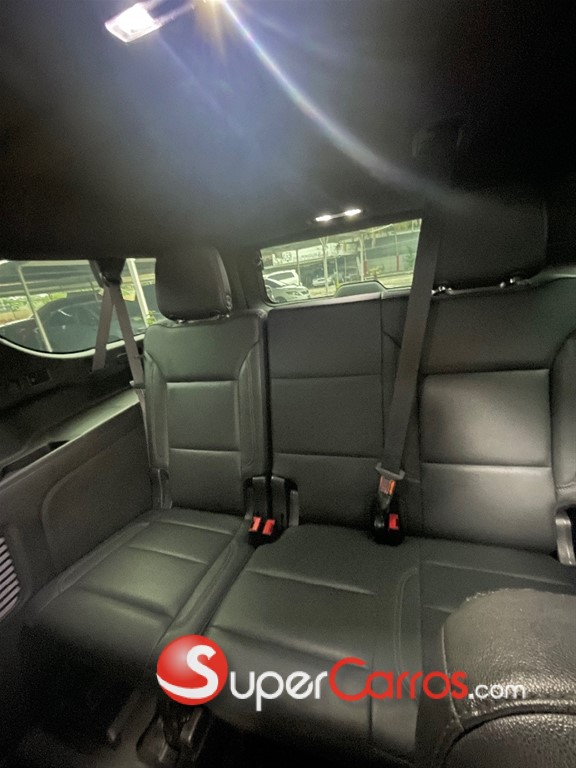 2021 Chevrolet Suburban LT — foto 10 / 10