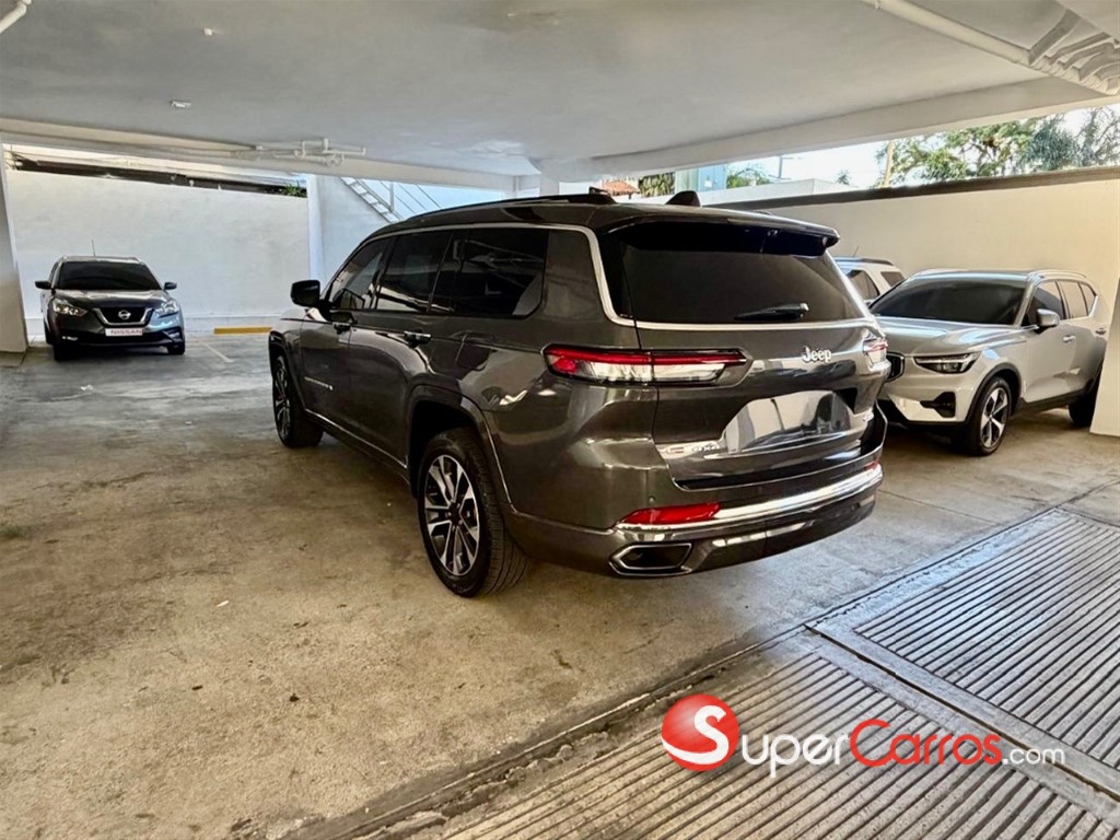 2021 Jeep Grand Cherokee Overland — foto 6 / 12