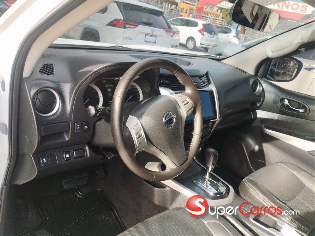 2021 Nissan Frontier LE — foto 4 / 9