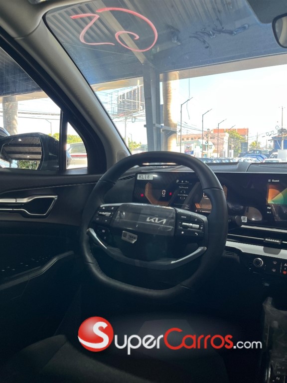 2027 Kia Sportage Sport — foto 3 / 11