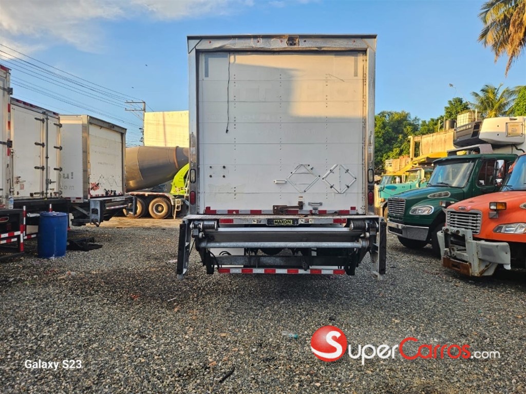 2016 Freightliner Camion — foto 8 / 12