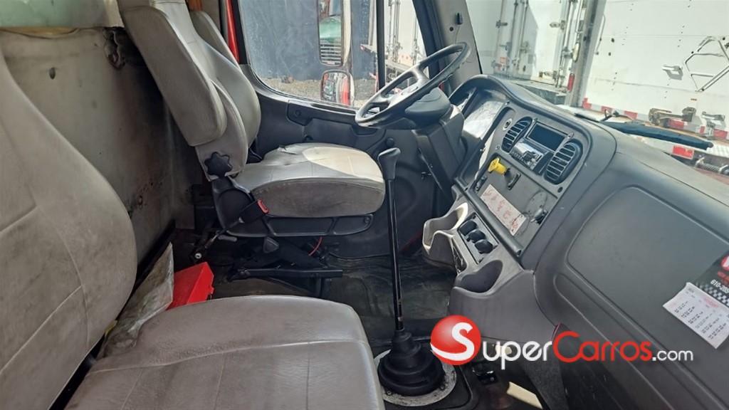 2015 Freightliner Camion — foto 7 / 8