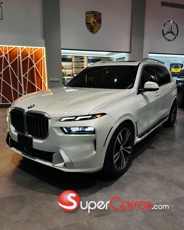 2023 BMW X 7 XDRIVE 40i — foto 3 / 12