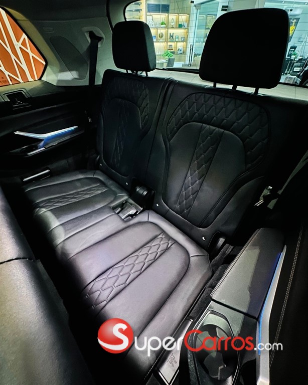 2023 BMW X 7 XDRIVE 40i — foto 9 / 12