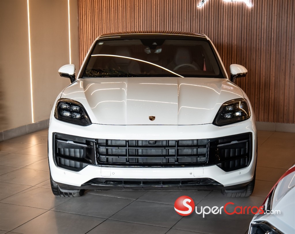 2025 Porsche Cayenne Coupe GTS — foto 3 / 12