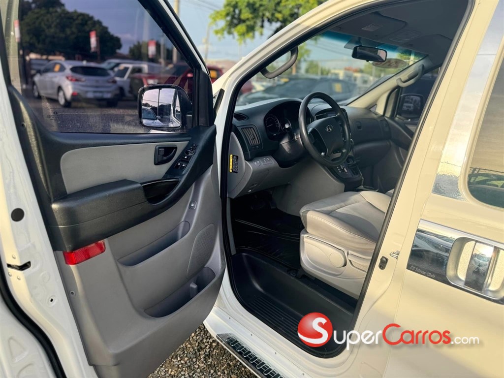 2018 Hyundai Starex H-1 — foto 5 / 10
