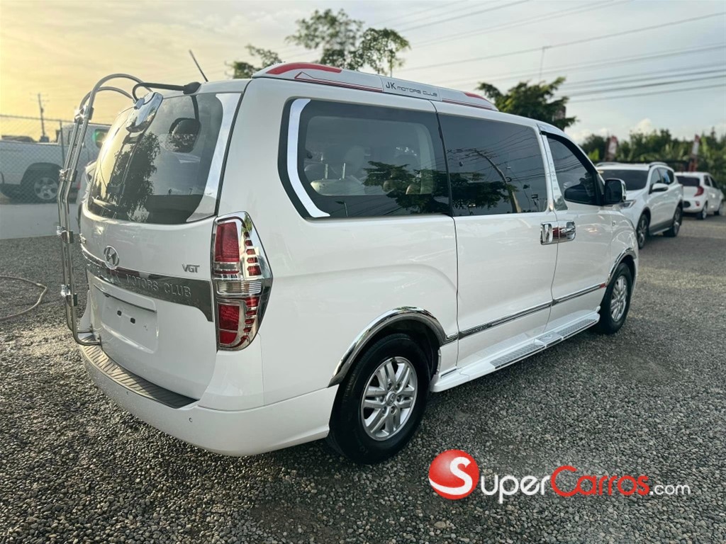 2018 Hyundai Starex H-1 — foto 6 / 10