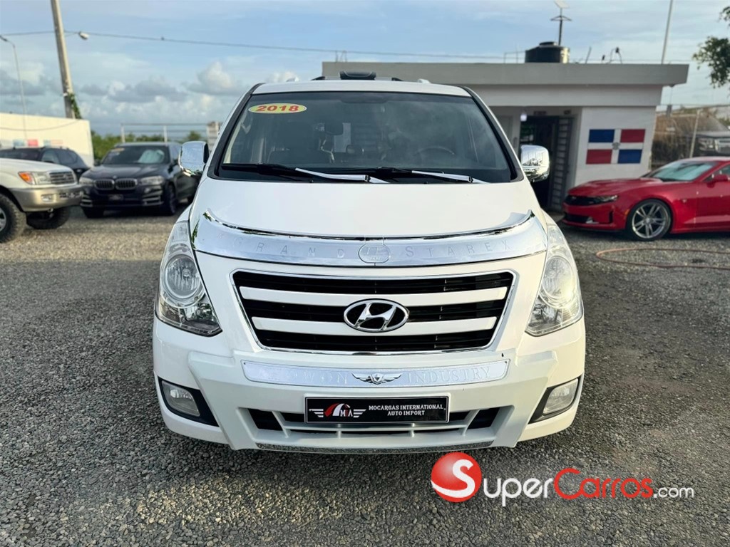2018 Hyundai Starex H-1 — foto 9 / 10