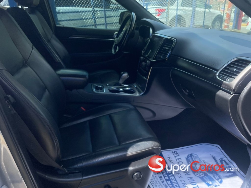 2020 Jeep Grand Cherokee Limited 4x4 — foto 7 / 10