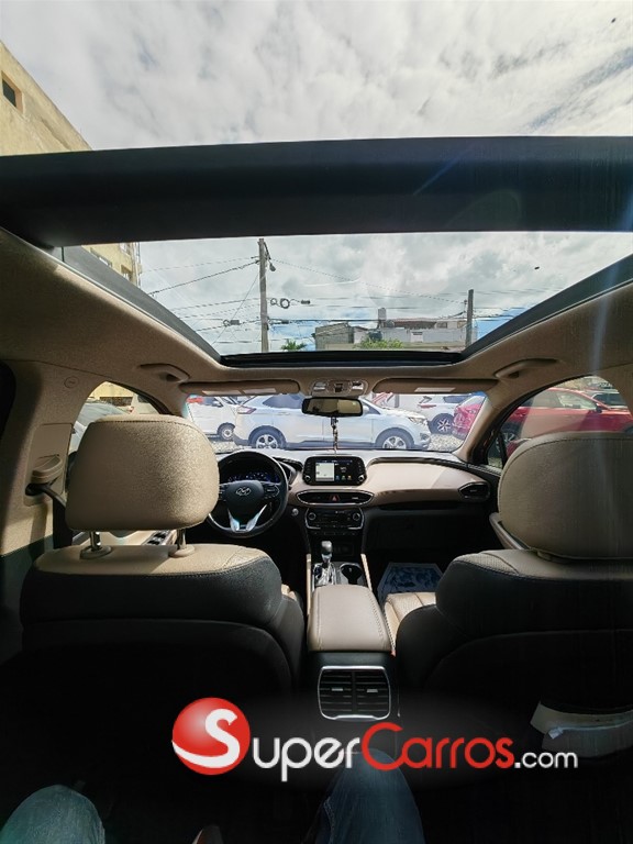 2020 Hyundai Santa Fe Limited — foto 6 / 8