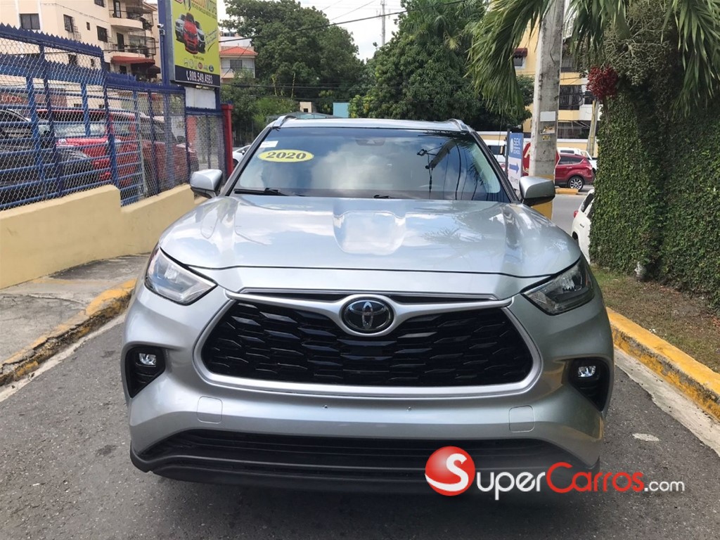 2020 Toyota Highlander XLE — foto 2 / 12
