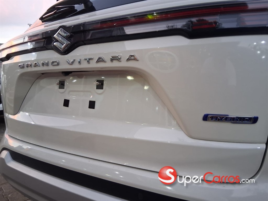 2025 Suzuki Grand Vitara GLX — foto 6 / 11