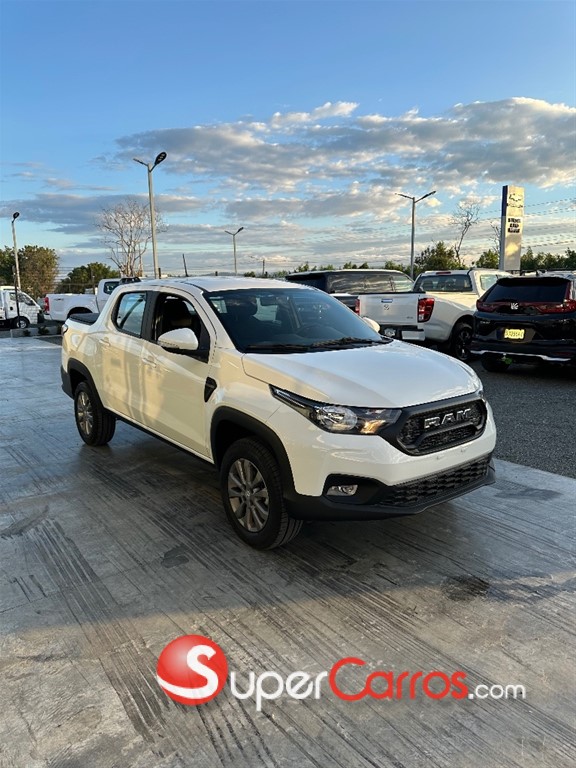 2026 Ram 700 Bighorn — foto 2 / 11