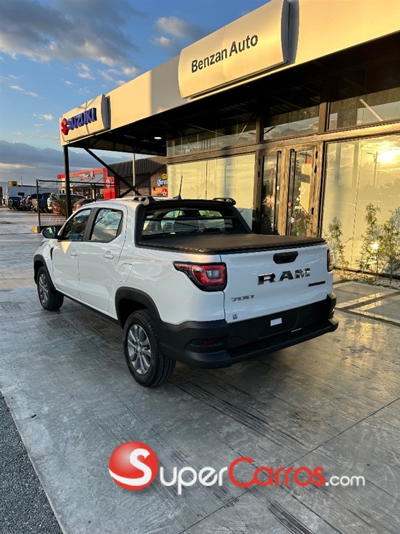 2026 Ram 700 Bighorn — foto 4 / 11