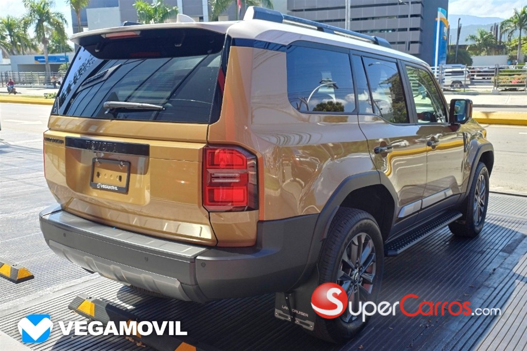2026 Toyota Land Cruiser Prado Adventure — foto 3 / 12