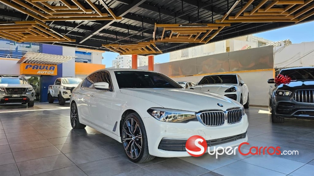 2017 BMW Serie 5 530i