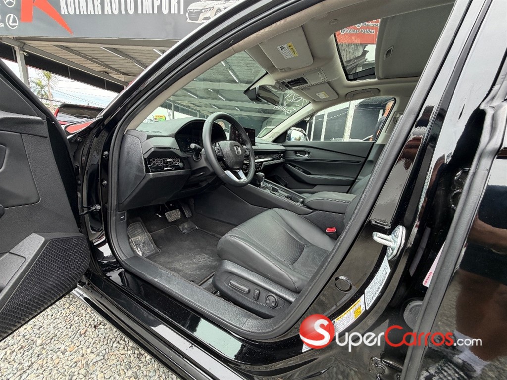 2024 Honda Accord Touring 2.0T — foto 10 / 12