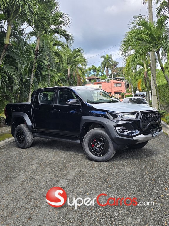 2026 Toyota Hilux GR Sport — foto 2 / 8