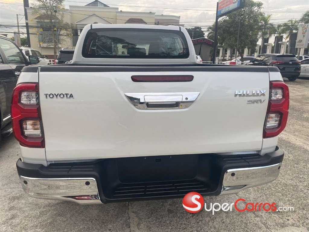 2025 Toyota Hilux Limited TSS — foto 3 / 9