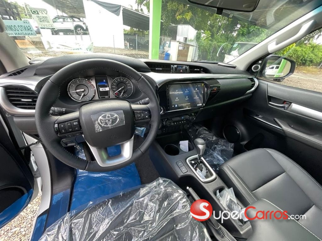 2025 Toyota Hilux Limited TSS — foto 9 / 9