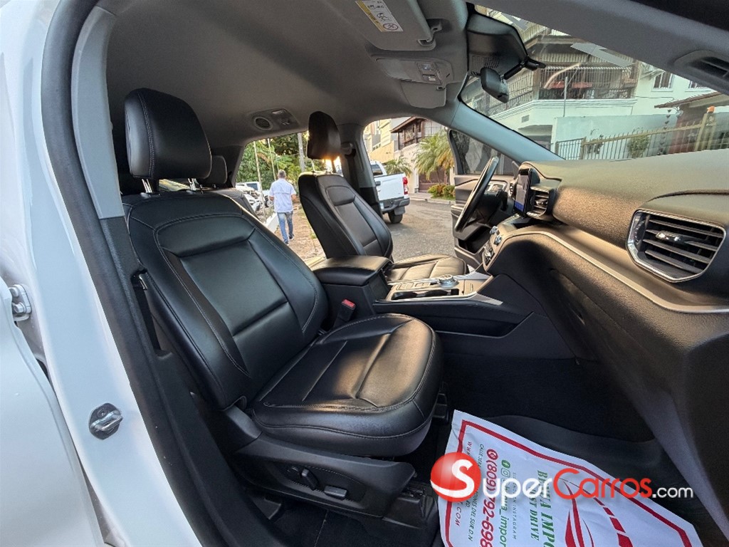 2021 Ford Explorer XLT — foto 2 / 12