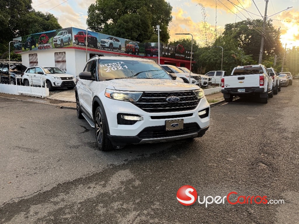 2021 Ford Explorer XLT — foto 4 / 12