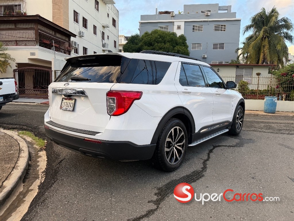 2021 Ford Explorer XLT — foto 12 / 12