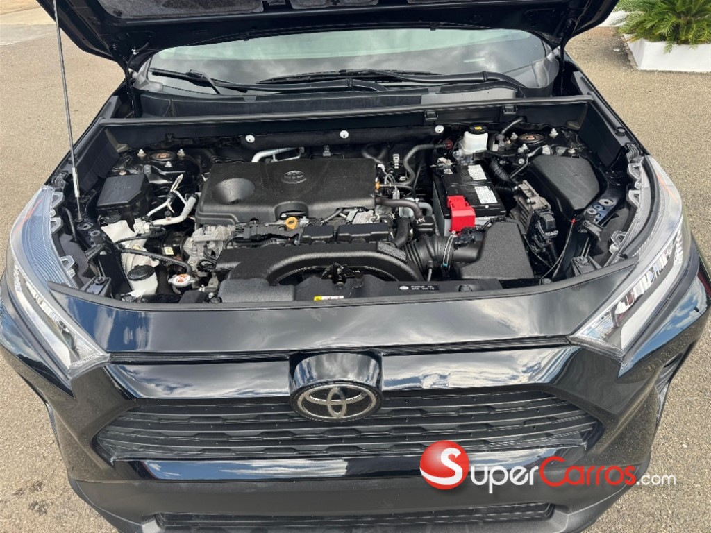2021 Toyota RAV4 XLE — foto 10 / 10
