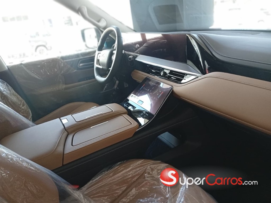 2026 Infiniti QX-80 — foto 3 / 7