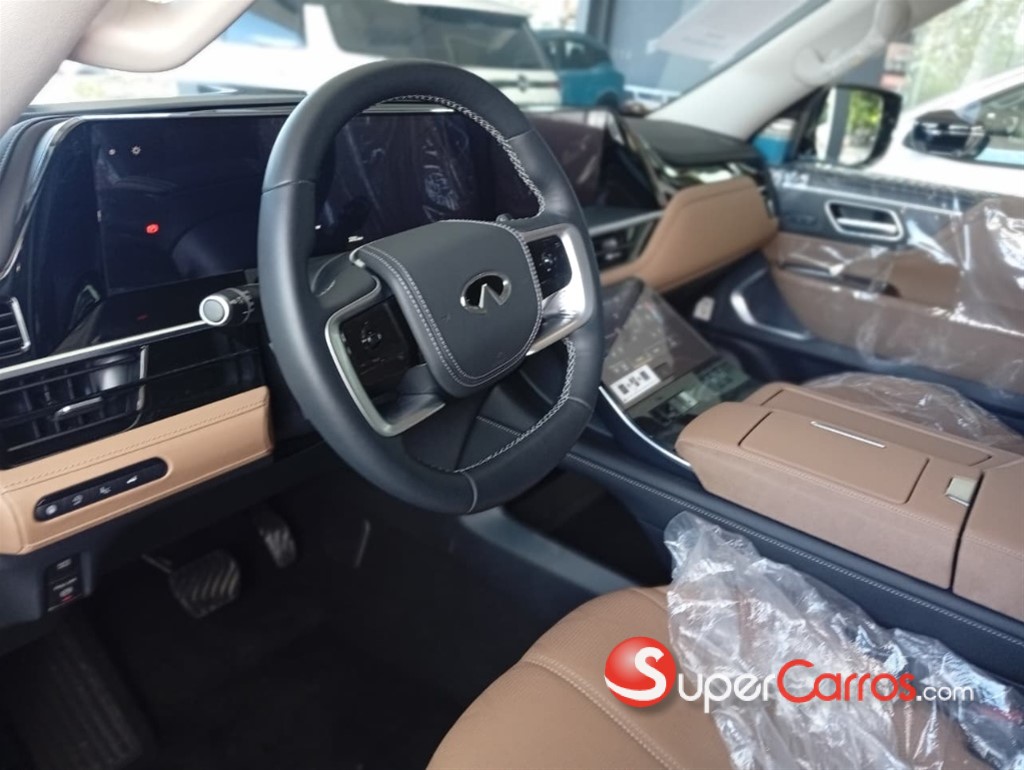 2026 Infiniti QX-80 — foto 4 / 7