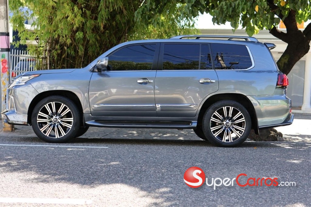 2013 Lexus LX 570 — foto 3 / 10