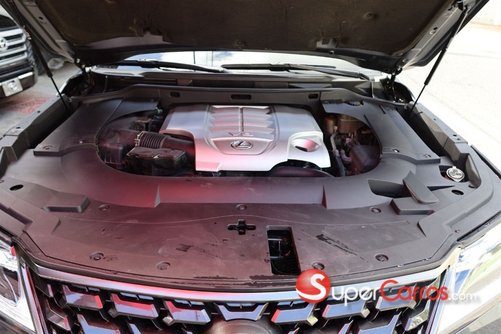 2013 Lexus LX 570 — foto 8 / 10