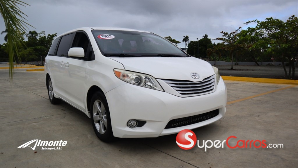 2015 Toyota Sienna — foto 5 / 12