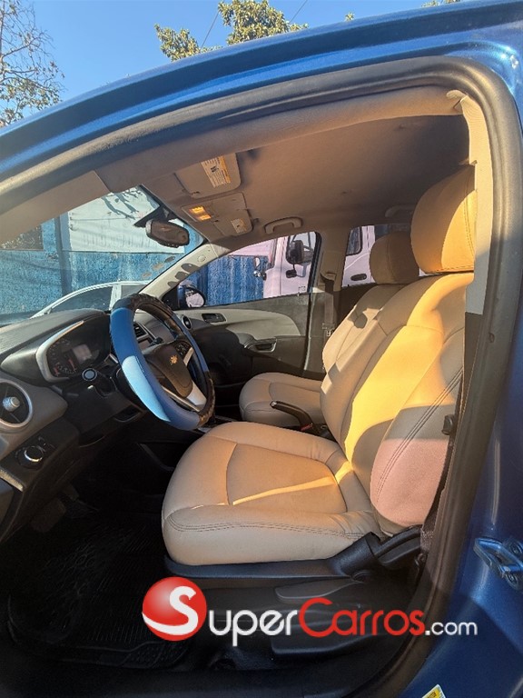 2017 Chevrolet Sonic — foto 11 / 12